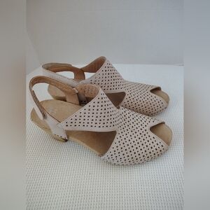Dansko Perforated Tan Slingback Sandals Size 41